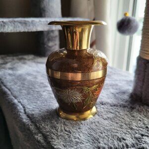 INDIA ETCHED/ENAMELED BRASS (BUD) VASE VINTAGE FLORAL/LEAF PATTERN GUC "BIN E"
